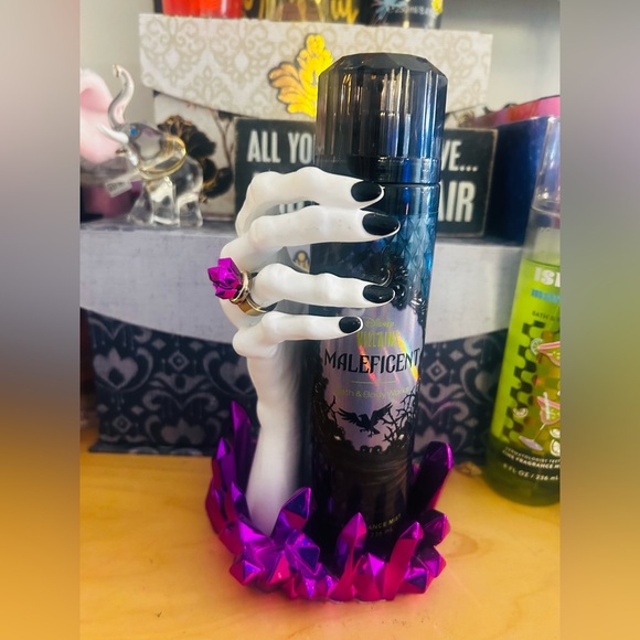 Bath & Body Works -Body Spray Holder With Disney Maleficent Body Spray –
